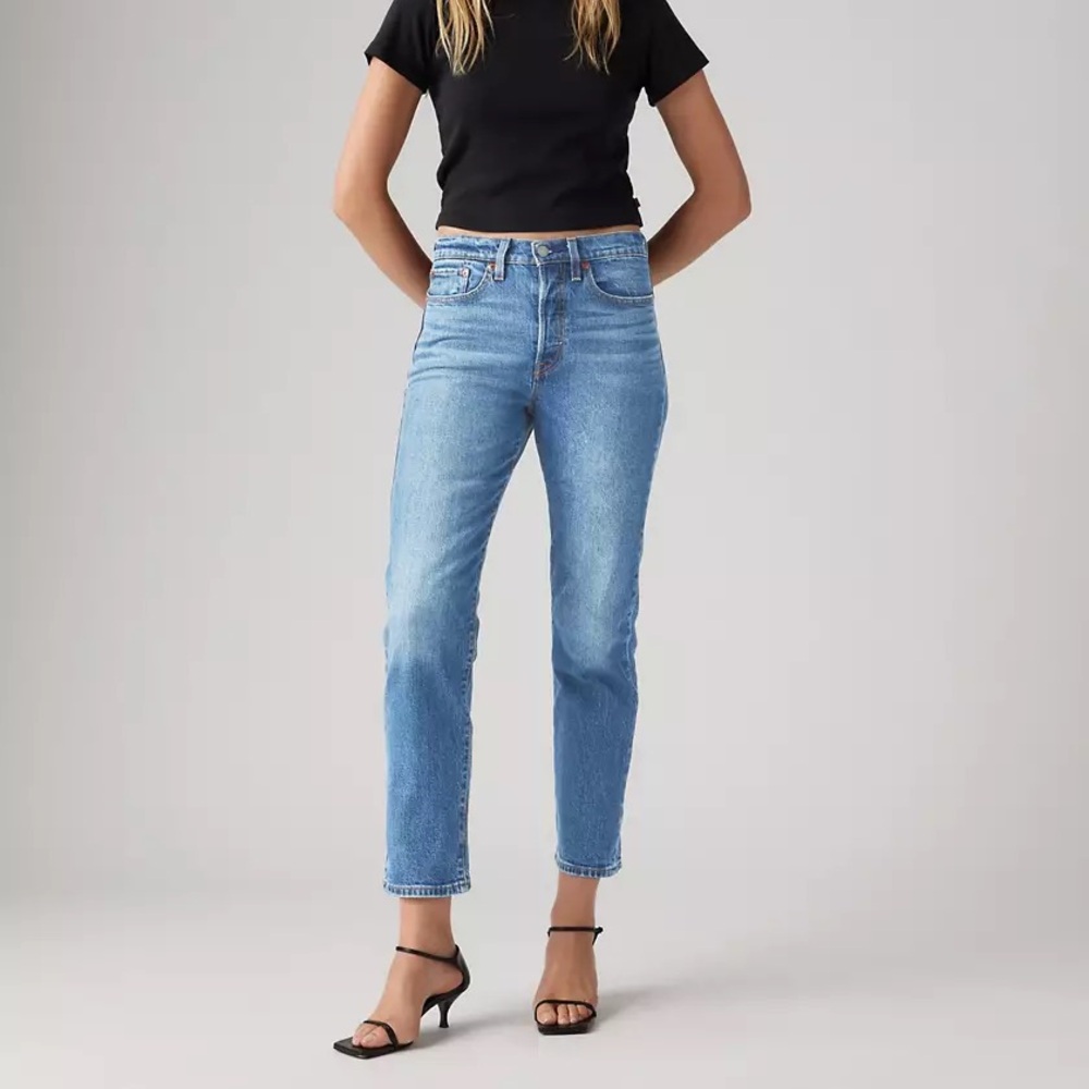 Levi’s Wedgie Jeans Light Denim Size 25